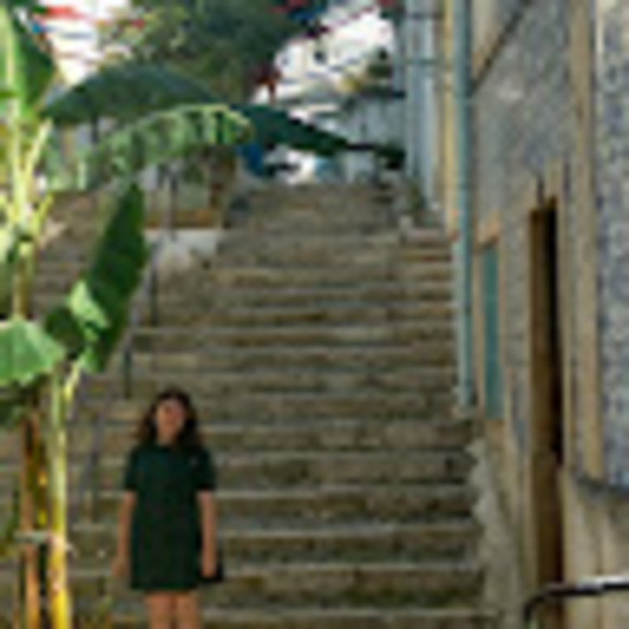 Meet your Posher, Ariane - Picture 1 of 1